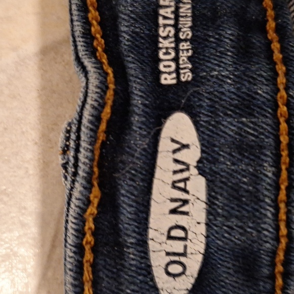 q. Old Navy Blue Jeans Rockstar Super Skinny Distressed Size 16 - Picture 2 of 4